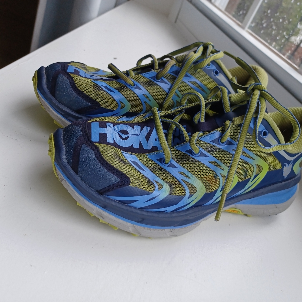 Hoka One One trail Vibram